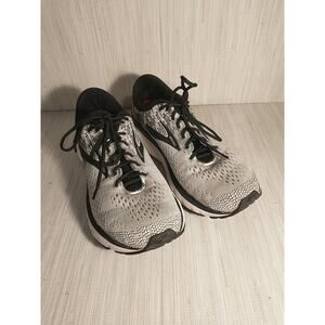 Brooks Size 8.5 Ghost 11 White Black Pink